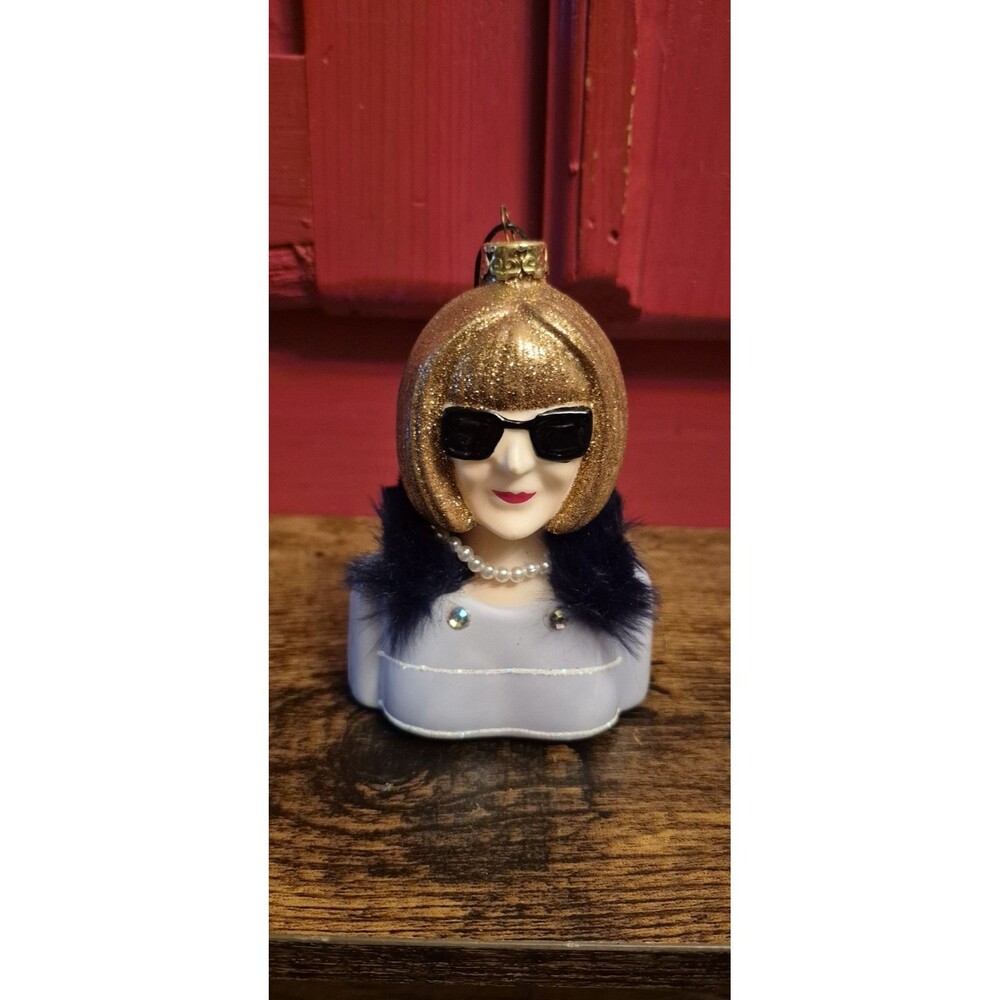 Cody Foster Anna Wintour Fashion Icon Glass Christmas Tree Ornament Vogue Editor